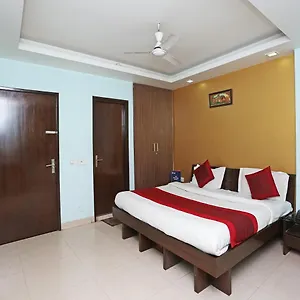 Oyo 6596 Flight Path Hotel New Delhi